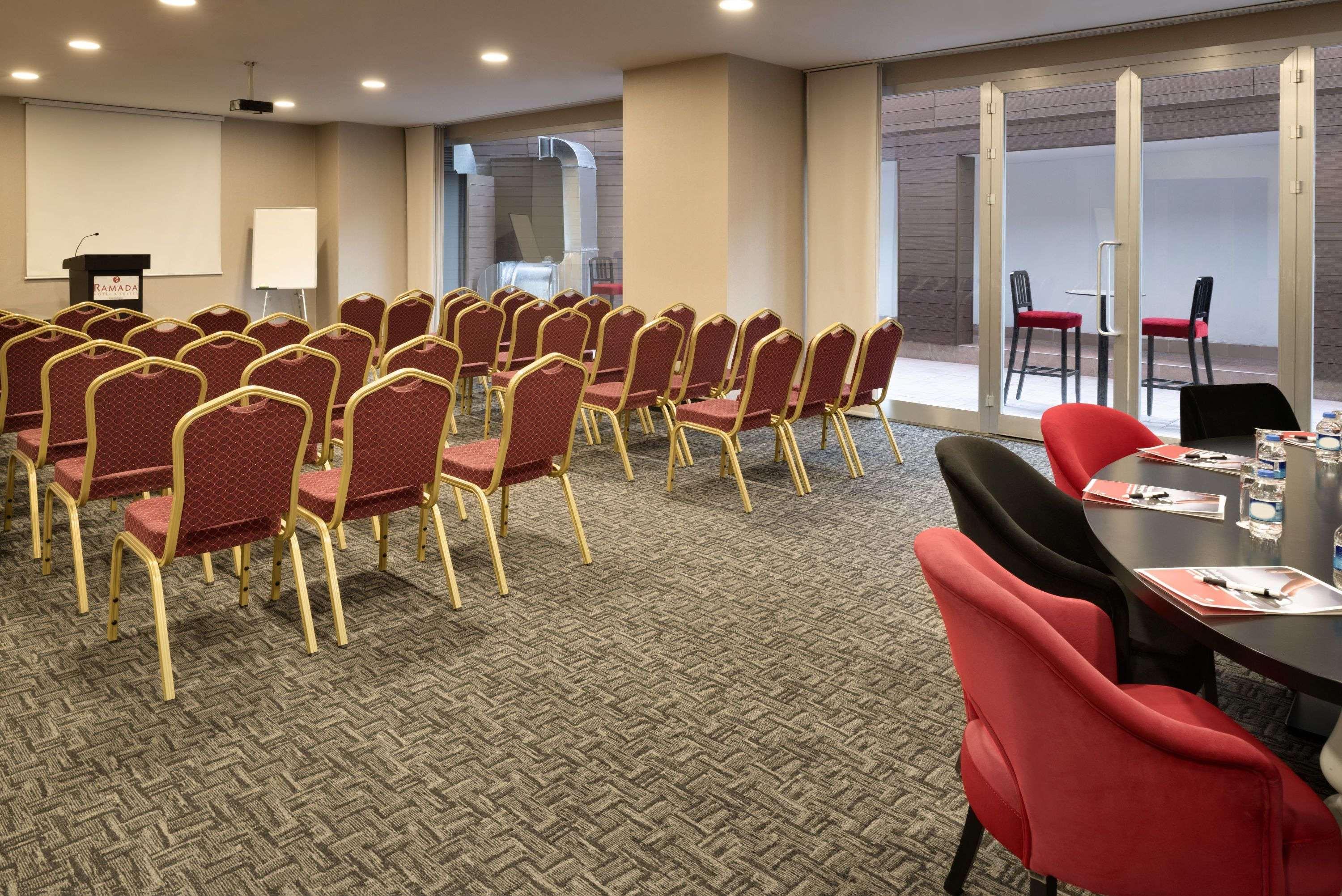 Ramada Hotel & Suites Sisli Istanbul Luaran gambar